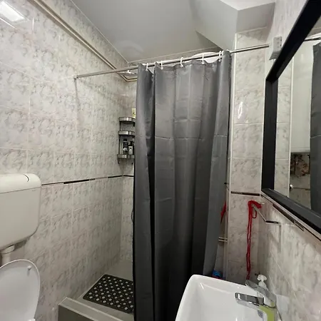 Life & Work In Centre With Free Parking! Apartment *